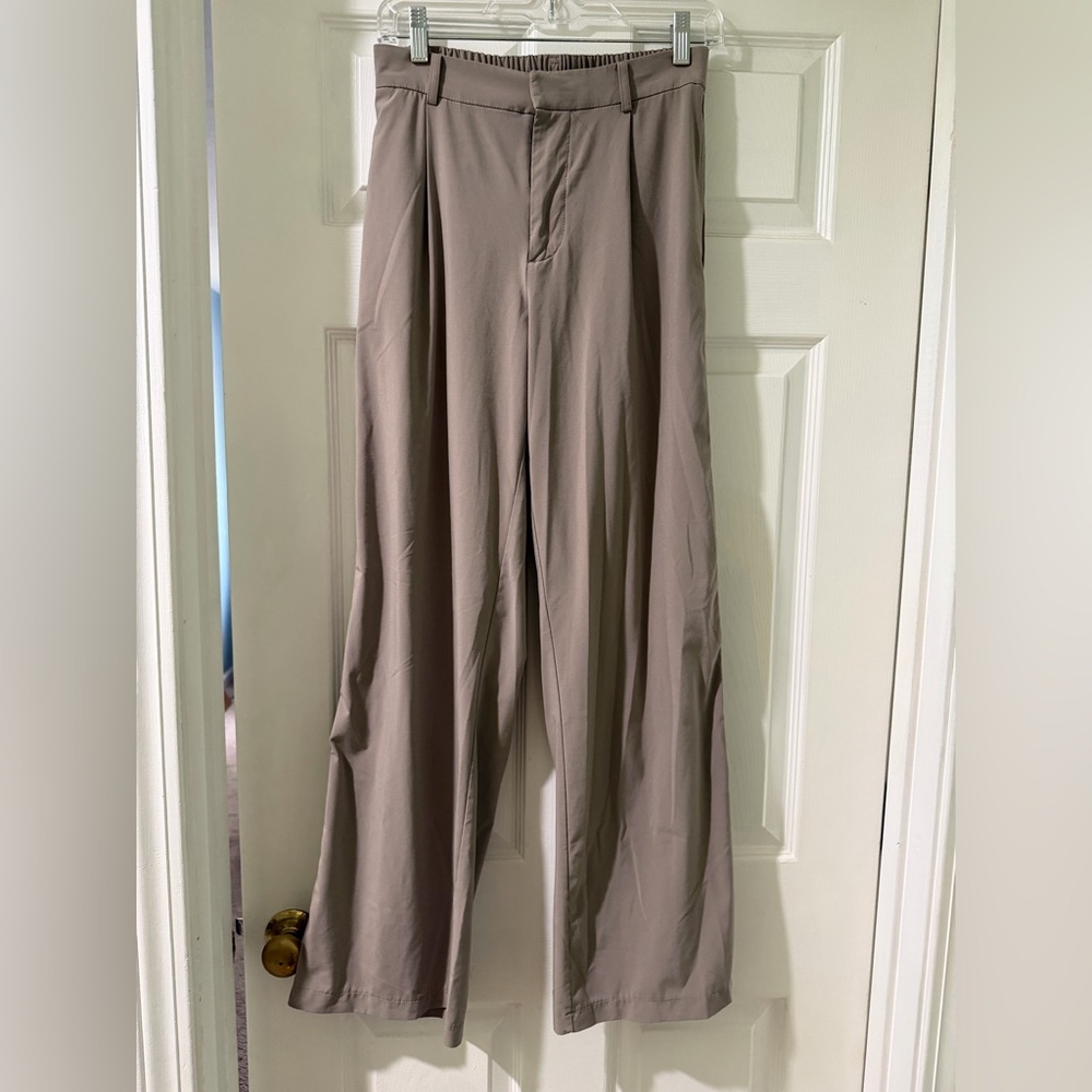 Vuori villa trouser, size S, color Walnut
